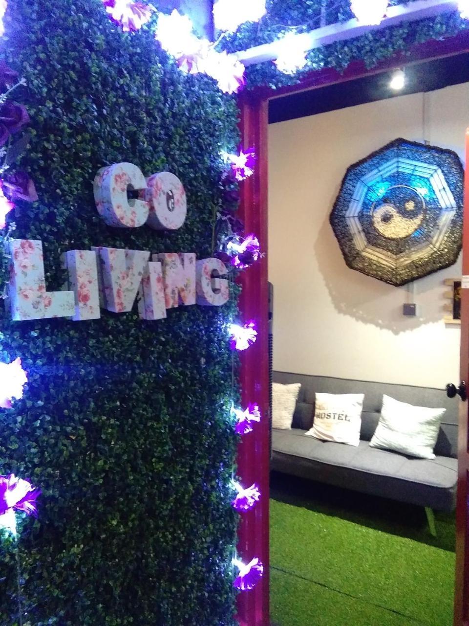 Co.Living Hostel Bandar Seri Begawan Eksteriør billede
