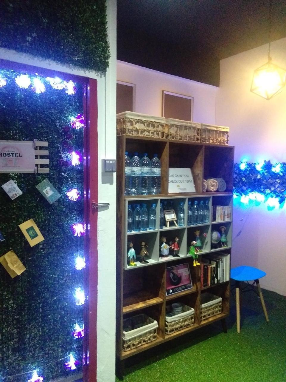 Co.Living Hostel Bandar Seri Begawan Eksteriør billede