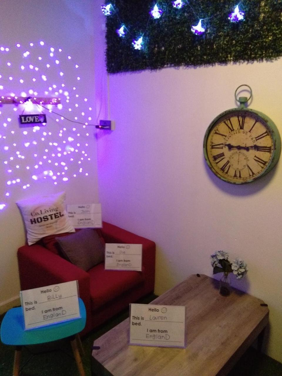 Co.Living Hostel Bandar Seri Begawan Eksteriør billede